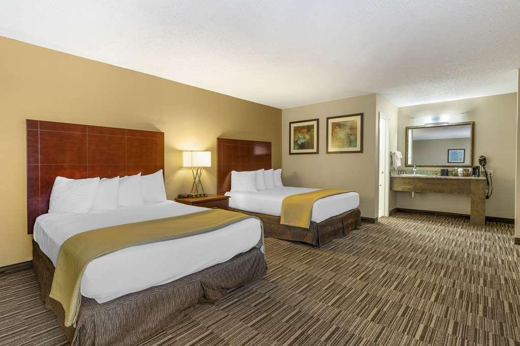 Best Western Sunday House Inn Kerrville Room photo
