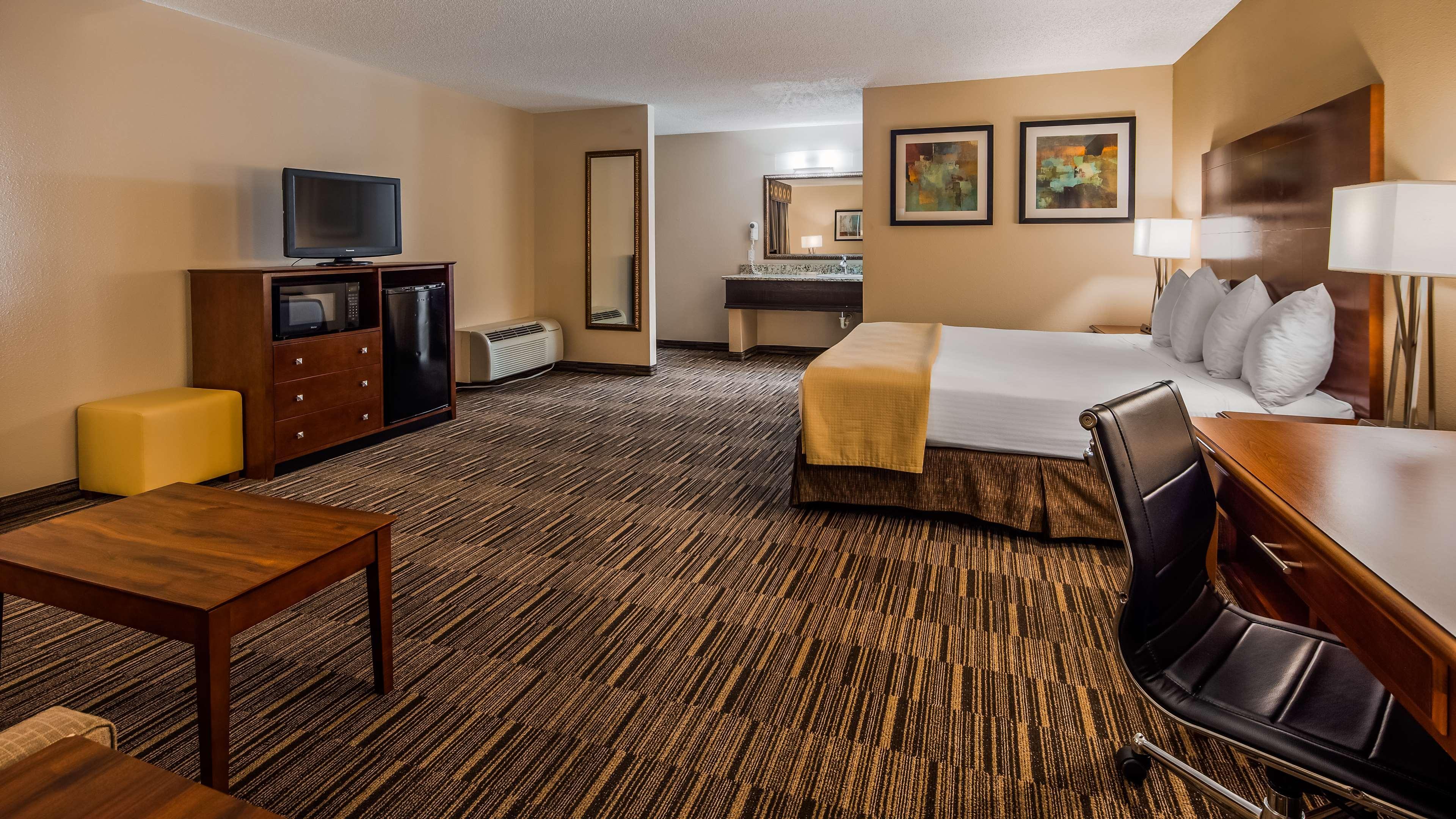 Best Western Sunday House Inn Kerrville Exterior photo