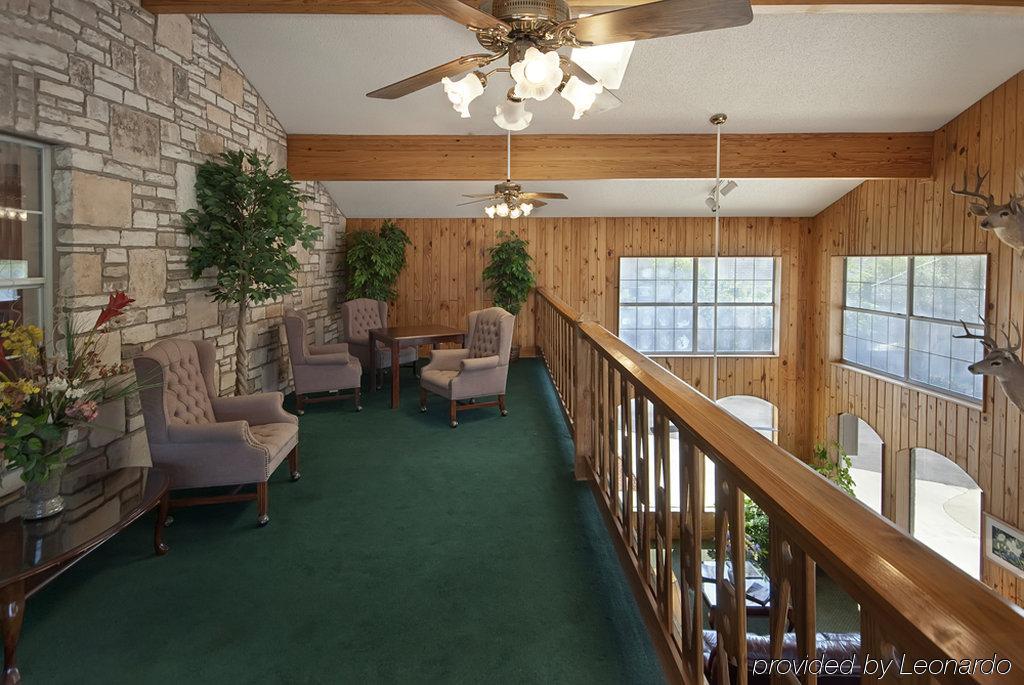Best Western Sunday House Inn Kerrville Interior photo