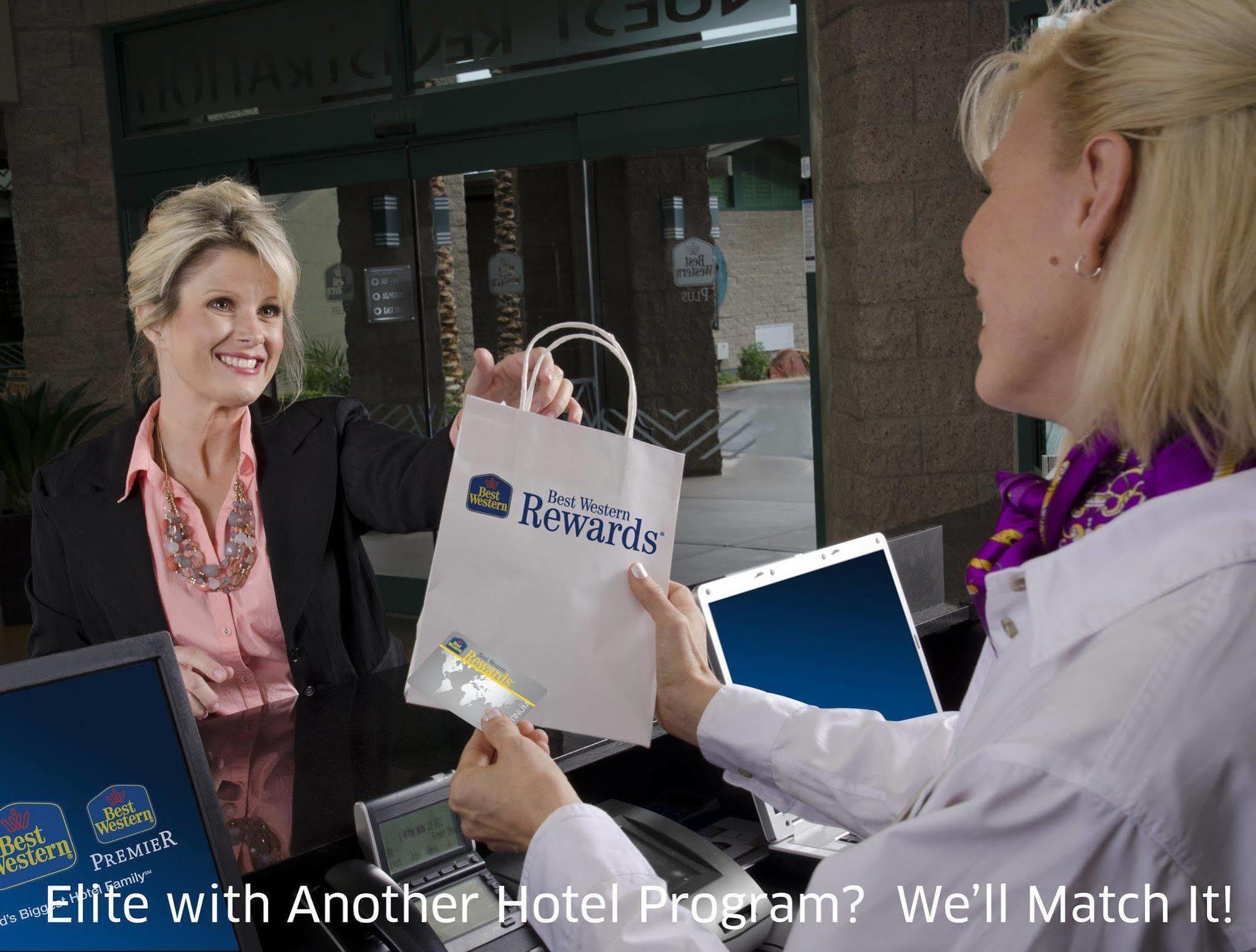 Best Western Sunday House Inn Kerrville Exterior photo